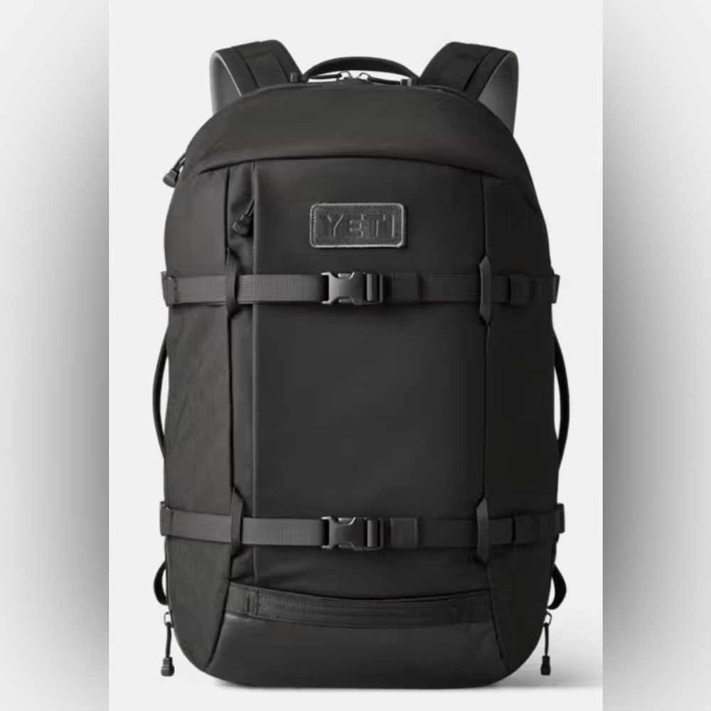 YETI crossroads 22L Backpack NWOT - Picture 2 of 16